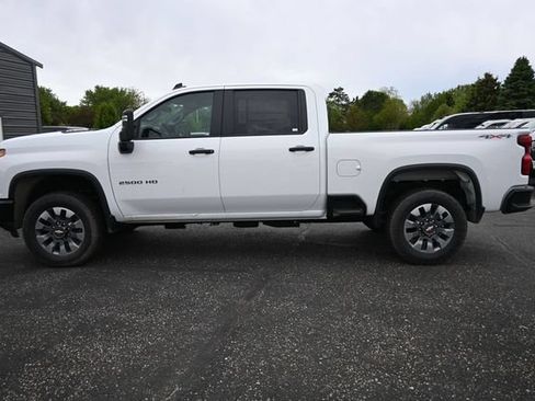 New 2026 Chevrolet Silverado 2500 Custom w/ Custom Value Package AWD/4WD image 10