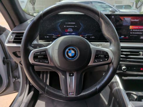 Used 2022 BMW i4 eDrive40 w/ M Sport Package RWD image 17