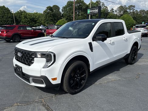 Certified 2026 Ford Maverick Lariat w/ Black Appearance Package AWD/4WD image 2