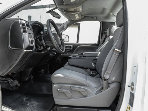 Used 2016 Chevrolet Silverado 1500 W/T w/ WT Fleet Convenience Package RWD image 3