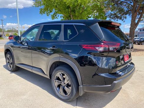 New 2026 Nissan Rogue SV AWD/4WD image 3