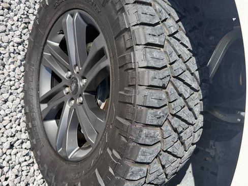 Used 2023 Ford F150 Lariat w/ Equipment Group 502A High AWD/4WD image 11
