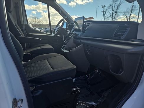 Used 2022 Ford Transit 350 XLT image 28