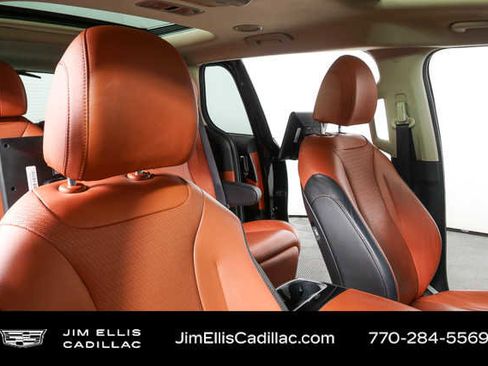 Used 2022 Kia Carnival SX Prestige image 24