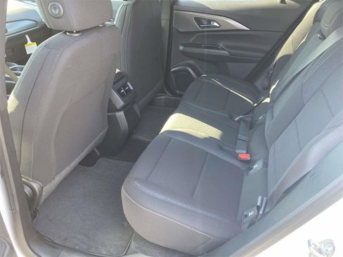 New 2026 Chevrolet Equinox EV LT image 12