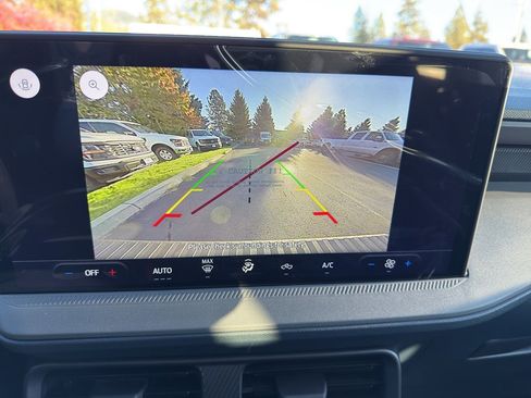 New 2025 Ford Maverick XL w/ Equipment Group 101A image 29