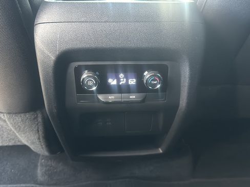 Used 2024 Chevrolet Traverse LS w/ Midnight/Sport Edition AWD/4WD image 20