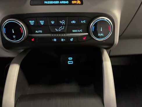 Used 2023 Ford Escape Active AWD/4WD image 33