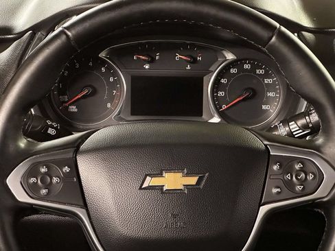 Used 2023 Chevrolet Traverse LT FWD image 19