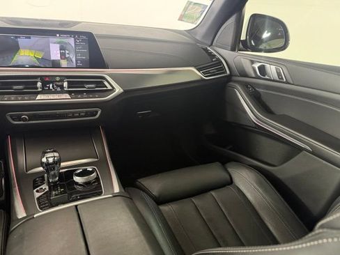 Used 2022 BMW X5 sDrive40i w/ M Sport Package RWD image 35