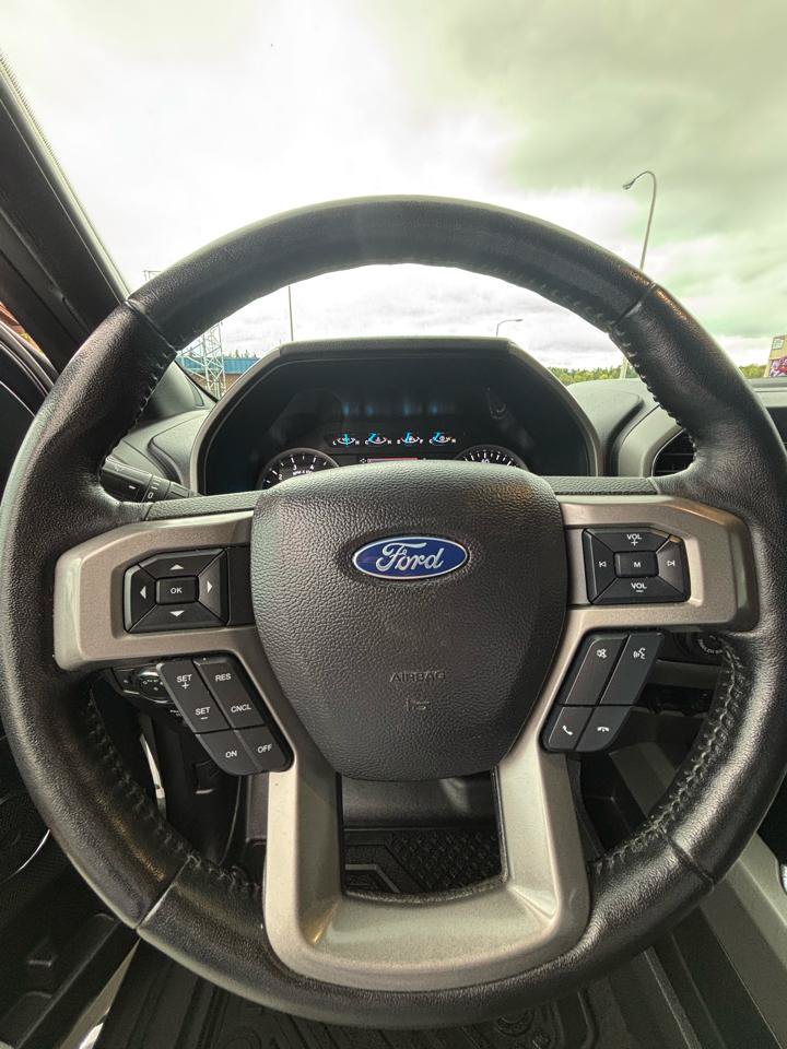 Used 2021 Ford Expedition XLT w/ FX4 Off-Road Package AWD/4WD image 14