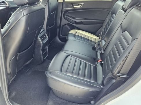 Used 2024 Ford Edge SEL AWD/4WD image 11