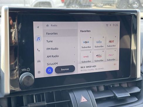 Used 2024 Toyota RAV4 XLE image 28