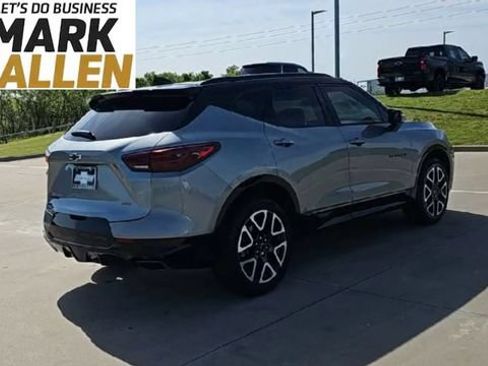 Used 2024 Chevrolet Blazer RS w/ LPO, Sport Package FWD image 8
