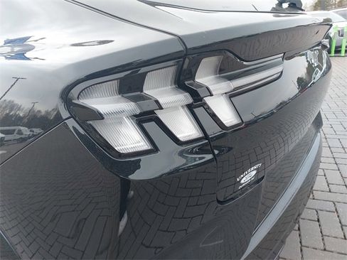 Certified 2021 Ford Mustang Mach-E California Route 1 image 32