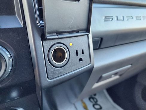 Certified 2022 Ford F250 XLT w/ XLT Premium Package image 20