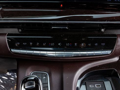 Used 2023 Cadillac Escalade Sport Platinum image 23