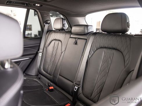 Used 2023 BMW X5 xDrive40i w/ M Sport Package AWD/4WD image 34