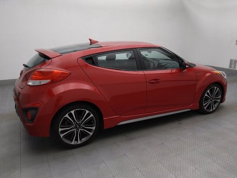 Used 2016 Hyundai Veloster Turbo FWD image 10
