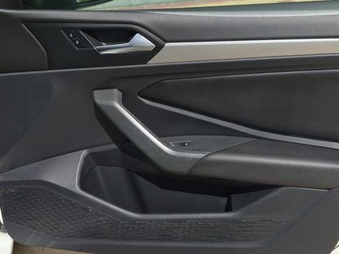 Used 2019 Volkswagen Jetta S w/ Driver Assistance Package image 11