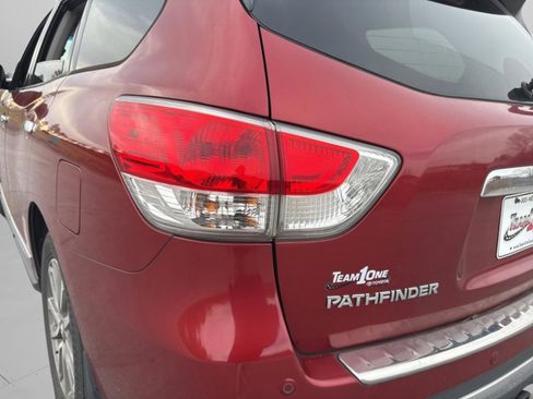 Used 2015 Nissan Pathfinder SL w/ SL Tech Package image 28