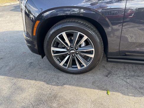 Certified 2025 Cadillac Escalade Sport w/ Touring Package image 9