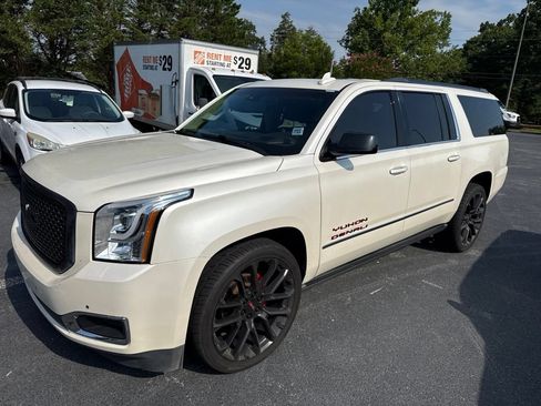 Used 2015 GMC Yukon XL Denali w/ Premium Package RWD image 1