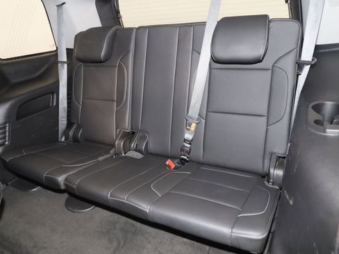 Used 2018 GMC Yukon SLT w/ HD Trailering Package AWD/4WD image 47