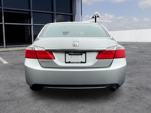 Used 2013 Honda Accord EX image 4