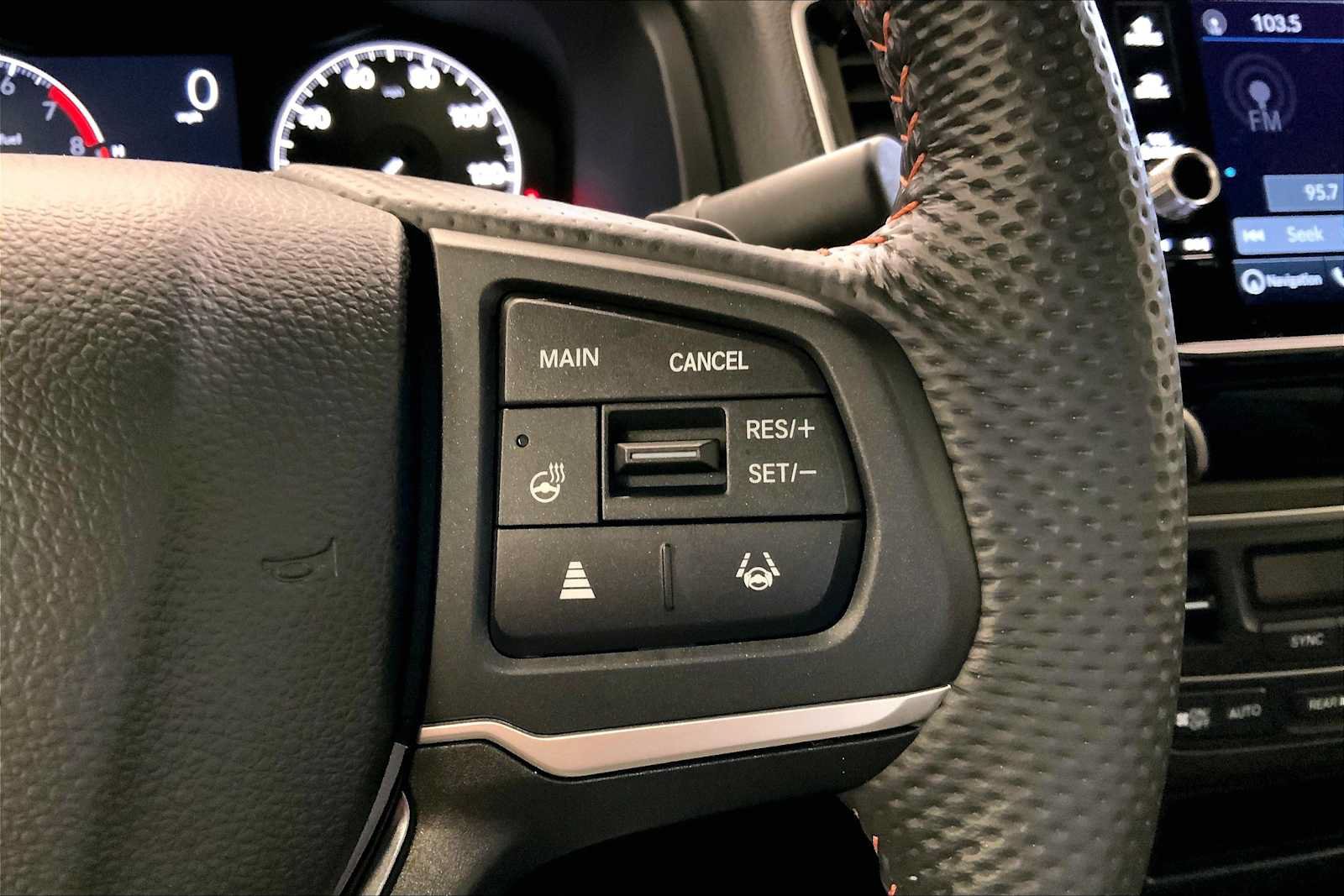 Used 2025 Honda Ridgeline TrailSport image 24