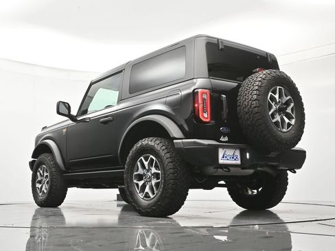 Certified 2025 Ford Bronco Badlands AWD/4WD image 39