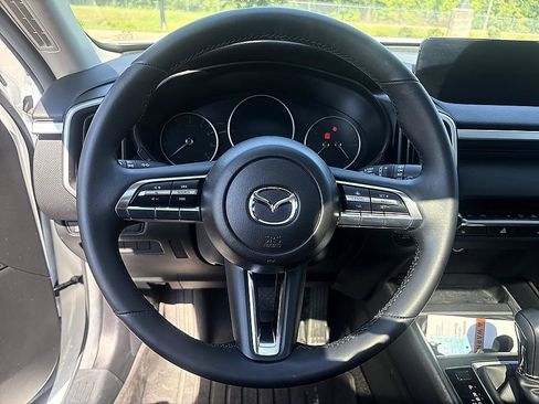 Used 2024 MAZDA CX-50 AWD 2.5 S w/ Premium Package image 17