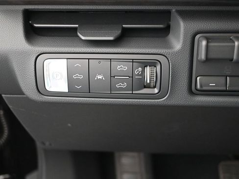 New 2025 GMC Sierra EV Denali image 36