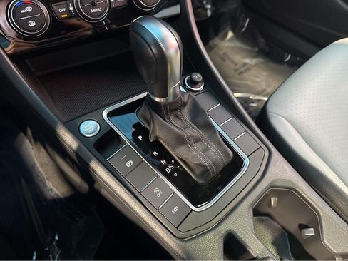 Used 2019 Volkswagen Jetta R-Line FWD image 28