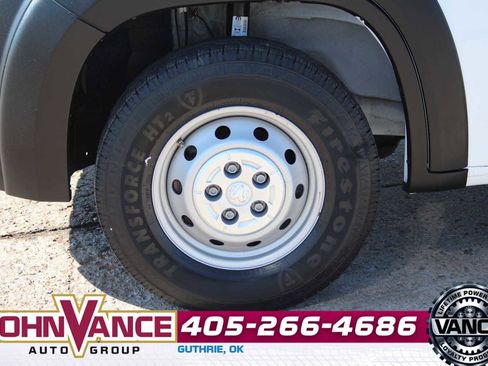 Used 2023 RAM ProMaster 2500 w/ Driver Convenience Group image 13