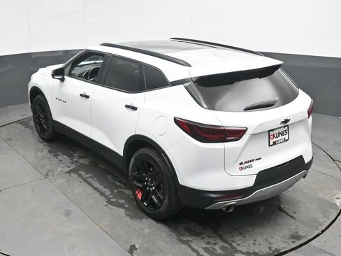 Used 2023 Chevrolet Blazer LT AWD/4WD image 45