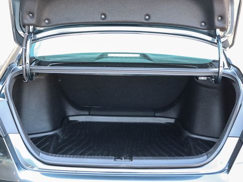 Certified 2023 Honda Accord LX image 28