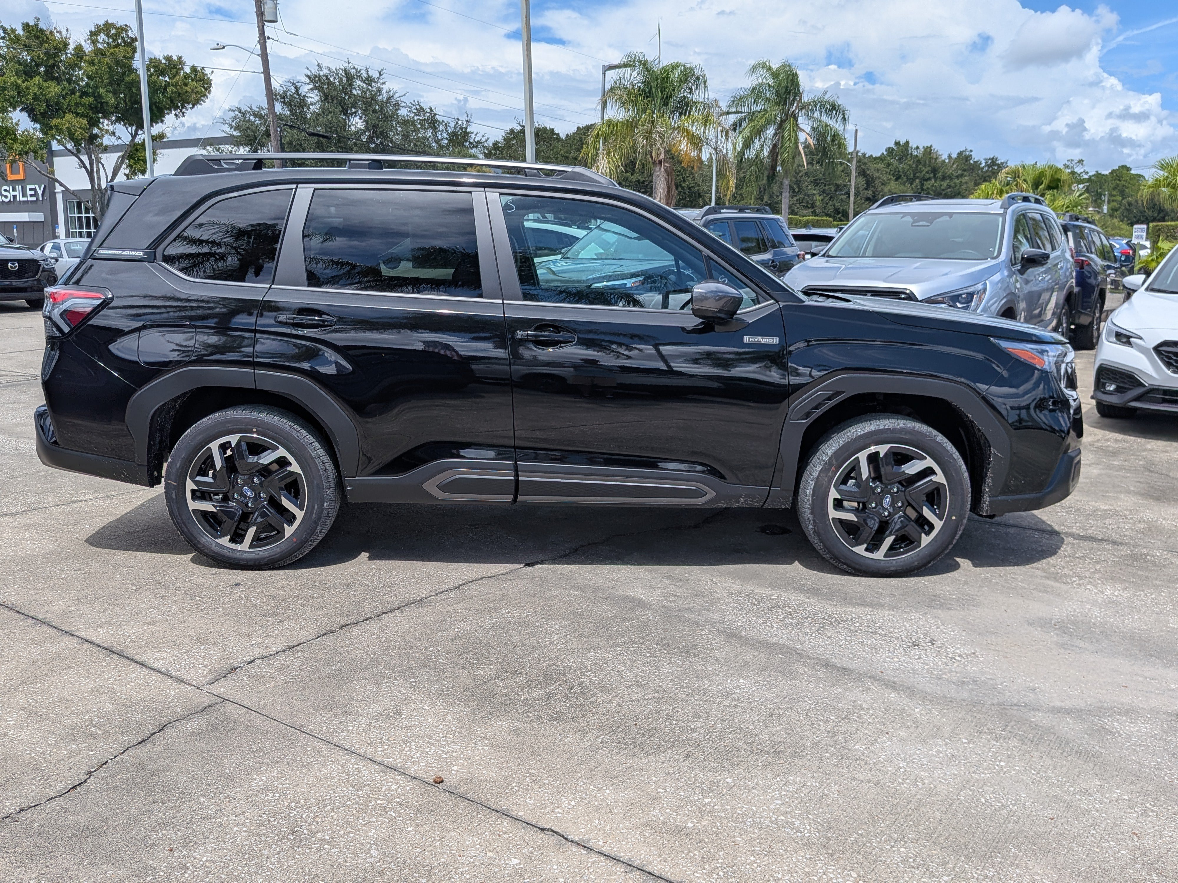 New 2026 Subaru Forester Premium AWD/4WD image 3