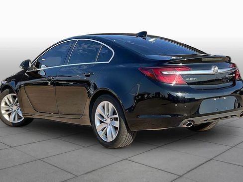 Used 2017 Buick Regal Premium w/ Driver Confidence Package #2 FWD image 11