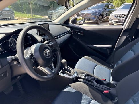 Used 2018 Toyota Yaris iA FWD image 16