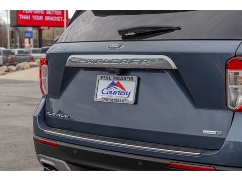 Used 2020 Ford Explorer Platinum w/ Premium Technology Package image 31