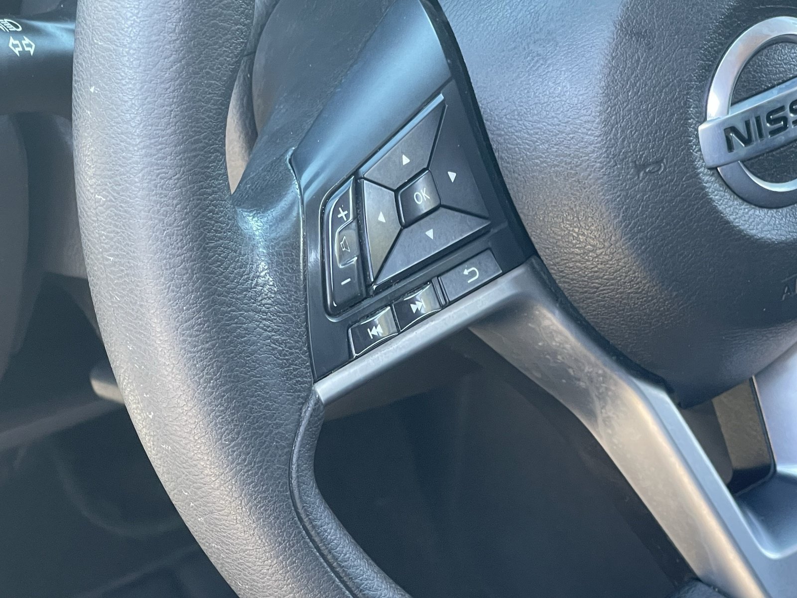 Used 2021 Nissan Altima 2.5 S FWD image 21