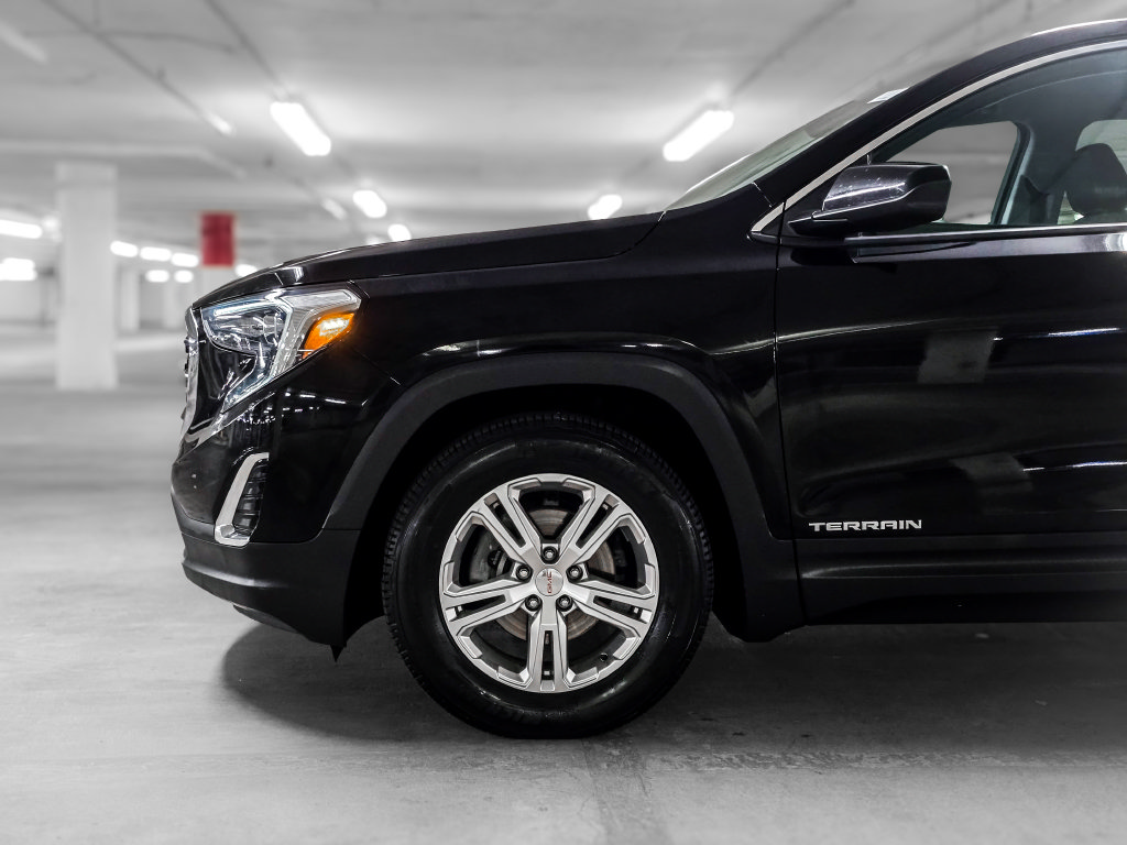Used 2020 GMC Terrain SLE FWD image 15