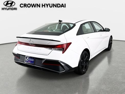 New 2026 Hyundai Elantra SEL Sport image 7