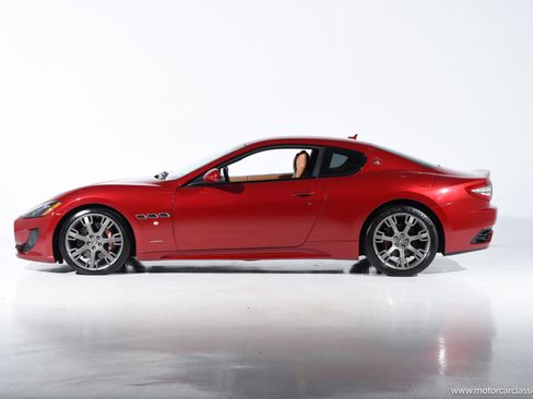 Used 2014 Maserati GranTurismo MC RWD image 8