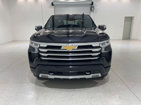 Used 2023 Chevrolet Silverado 1500 High Country w/ High Country Premium Package image 8