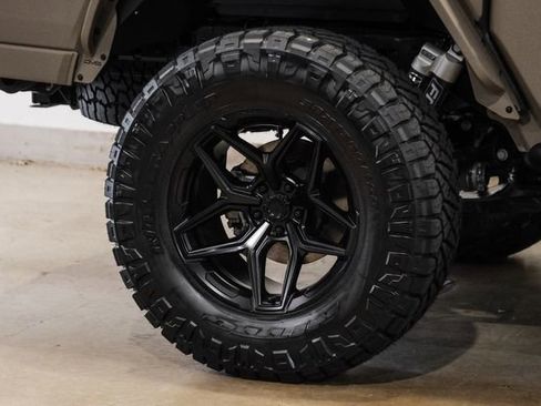 Used 2025 Jeep Gladiator Rubicon w/ Safety Group image 36