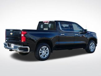 Used 2024 Chevrolet Silverado 1500 LTZ w/ Technology Package AWD/4WD video 3