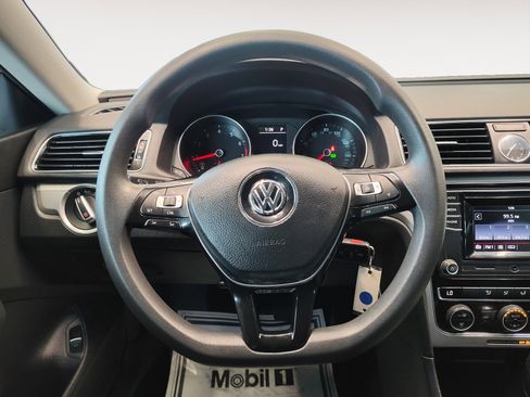 Used 2017 Volkswagen Passat 1.8T S FWD image 41