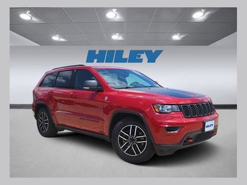 Used 2021 Jeep Grand Cherokee Trailhawk AWD/4WD image 1